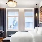 Radisson Collection Astorija Hotel, Vilna