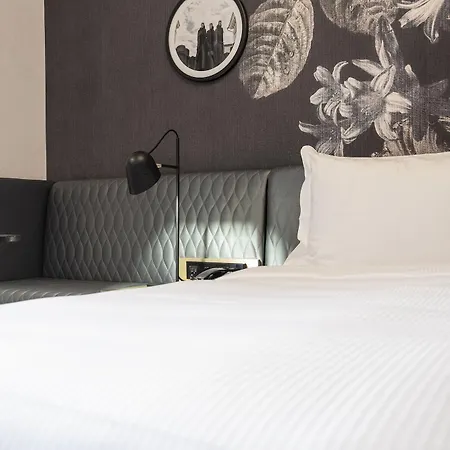 מלון Radisson Collection Astorija Hotel, וילנה