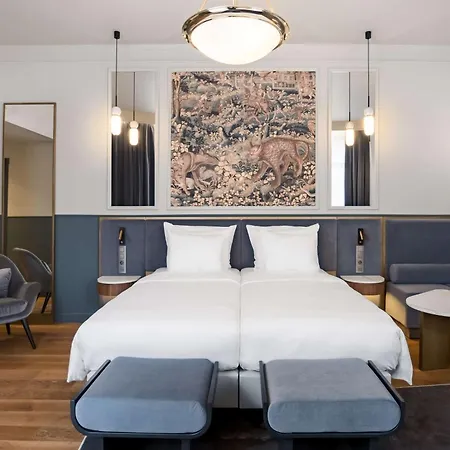 Radisson Collection Astorija Hotel, 5*