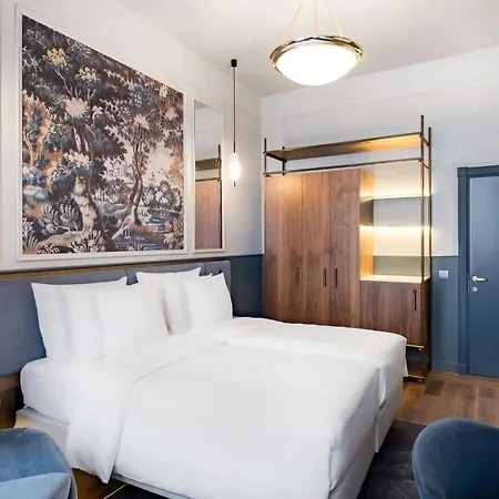 Otel Radisson Collection Astorija Hotel, 5*