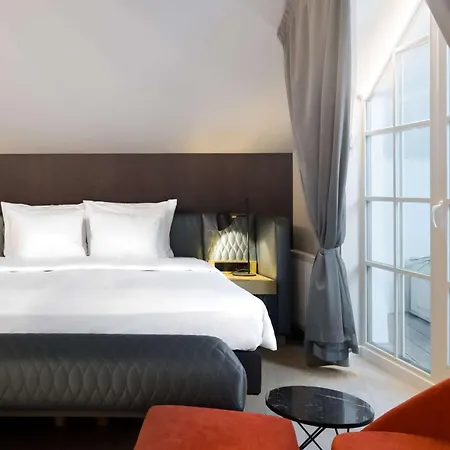 Radisson Collection Astorija Hotel, 5*