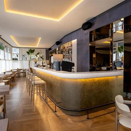Radisson Collection Astorija Hotel, Βίλνιους