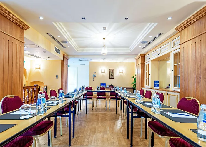 Radisson Collection Astorija Hotel, 5* Вильнюс