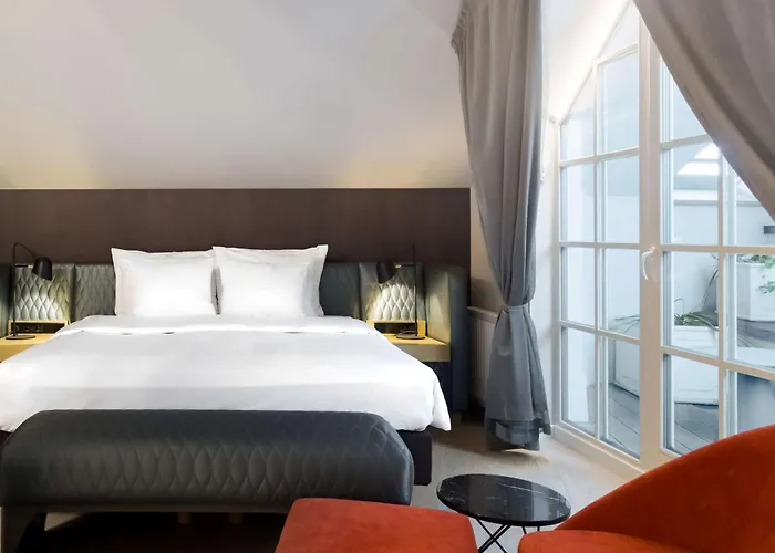 Radisson Collection Astorija Hotel, 5*