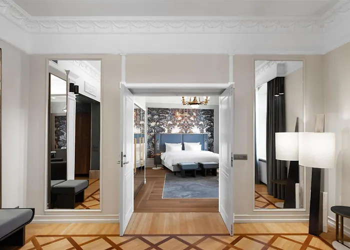 Radisson Collection Astorija Hotel, Отель