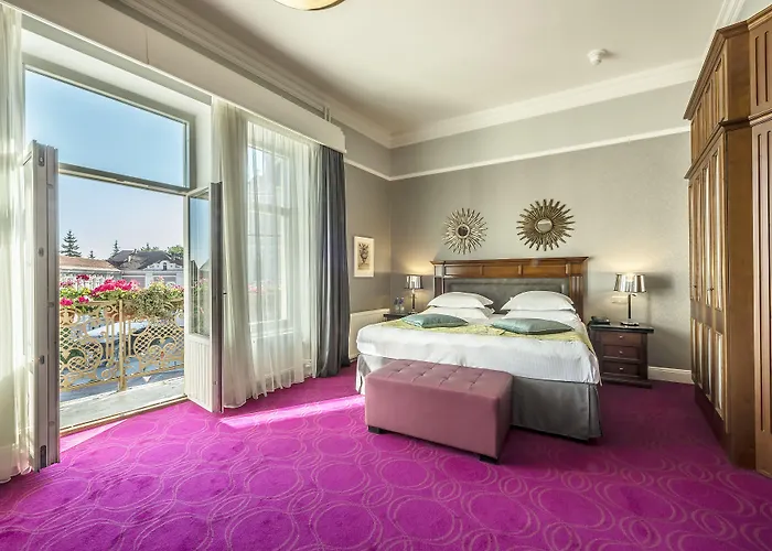 Radisson Collection Astorija Hotel, Отель Вильнюс