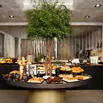 Radisson Collection Astorija Hotel,