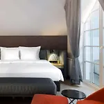 Radisson Collection Astorija Hotel, 5*