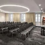 Radisson Collection Astorija Hotel, Hotell