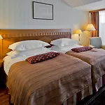 Radisson Collection Astorija Hotel, Hotell 5*