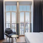 Radisson Collection Astorija Hotel, Hotell 5*