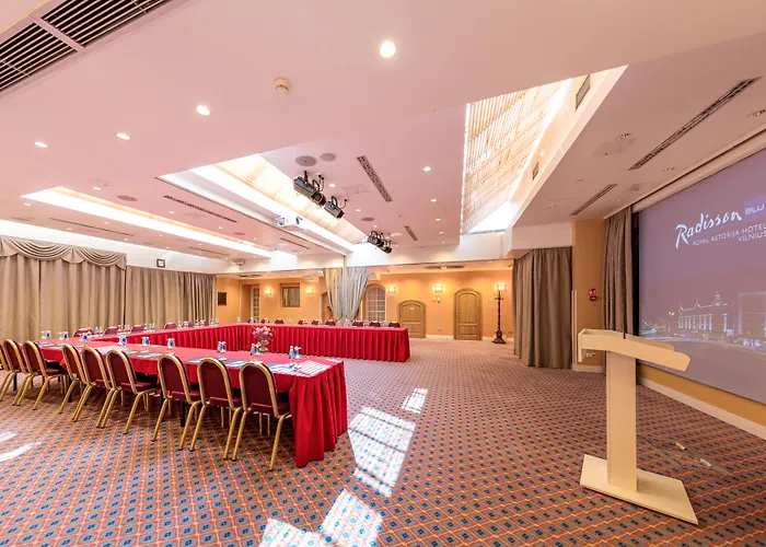 Radisson Collection Astorija Hotel, Hotel Wilna