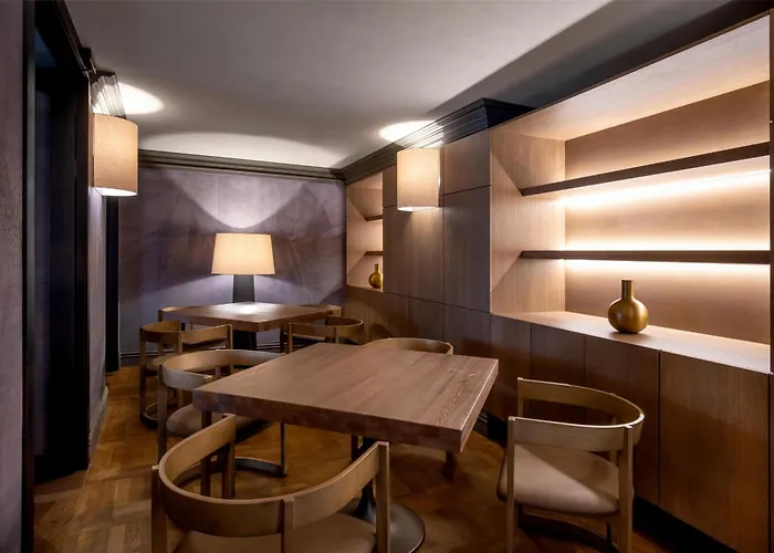 Radisson Collection Astorija Hotel, Hotel Wilna