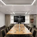 Radisson Collection Astorija Hotel, Hotel Vilnius