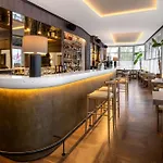 Radisson Collection Astorija Hotel, Hotel Vilnius