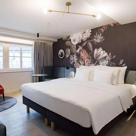 Radisson Collection Astorija Hotel,