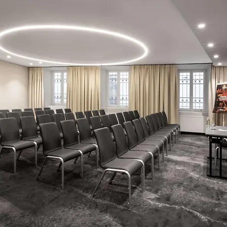 Radisson Collection Astorija Hotel, Готель