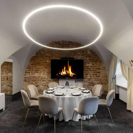 Radisson Collection Astorija Hotel, Готель Вільнюс